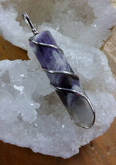 Wired Chevron Amethyst Point Pendant image 0